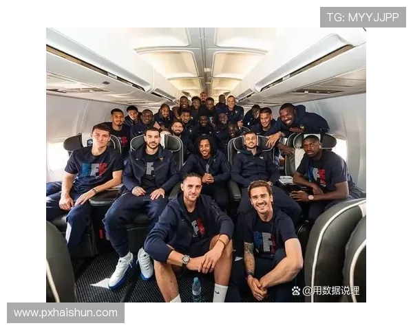 成都足球队配合引发热议球迷与专家各执己见的争论分析